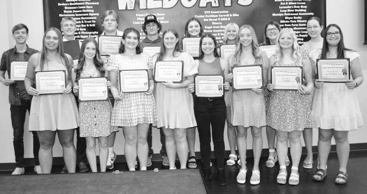 ST. PAUL HIGH SCHOOL ATHLETIC BANQUET