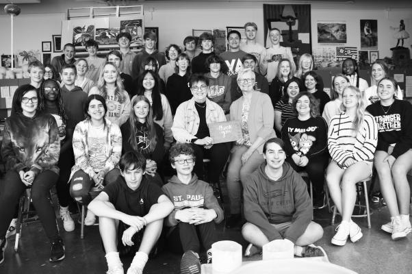 KATHY JOYNT, a niece of Chester and Elda Miller, received a personalized thank you from St. Paul Art Instructor Cathy Lemmerman and members of the district’s art department during a special presentation last week. (Michael Rother)