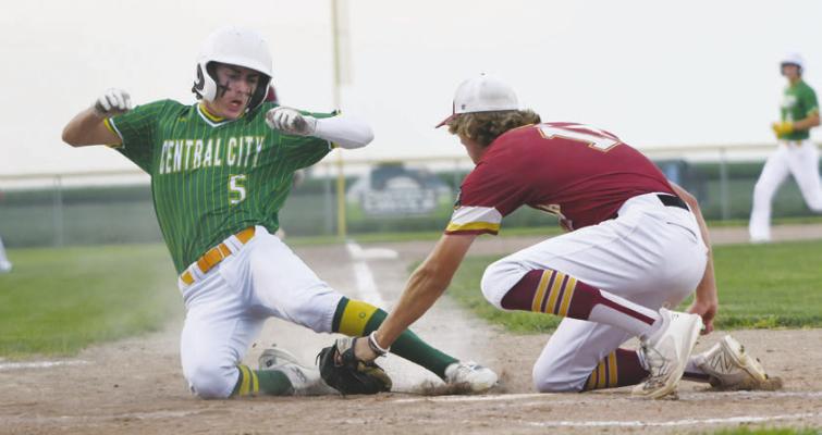 BARRETT FRIES tags out Central City’s Luke McHargue on a close play at the plate last Thursday. Fries pitched a complete game and led Centura with two hits in their 5-1 loss to Central City. Photos by Jordan Coslor