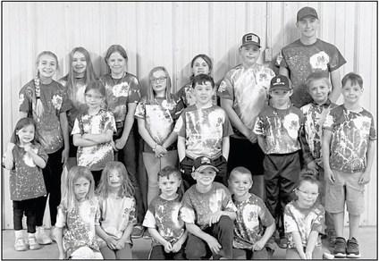 49 County Clovers Hold Meeting