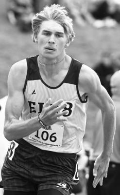 GARRETT KASLON makes the first curve during the boys’ Class D state track and field championships last week.