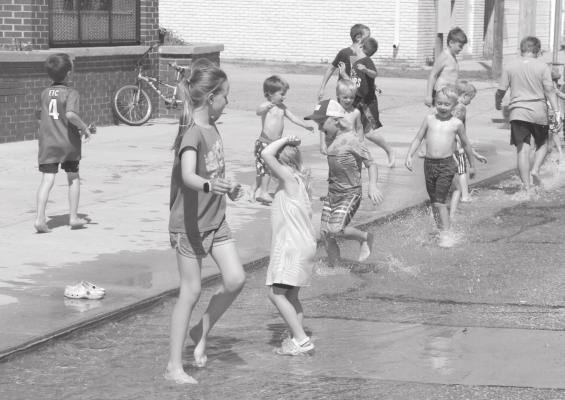 Fun in the Sun in Wolbach