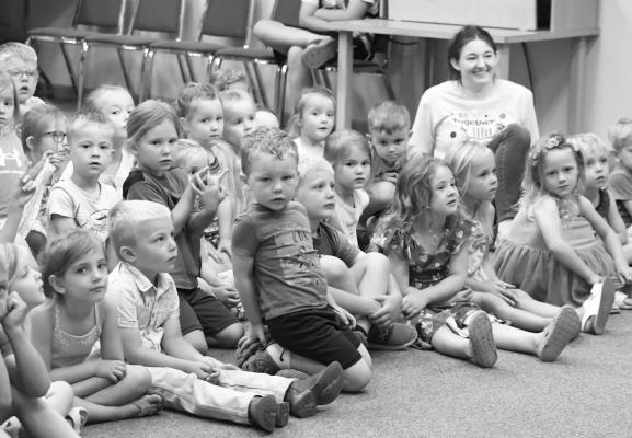 Marsh Makes Music at Library