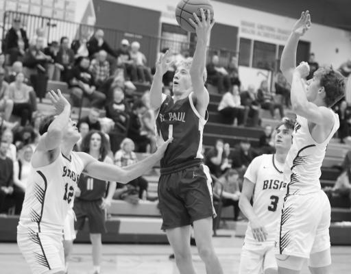 Wildcats hang with Bison in quarters