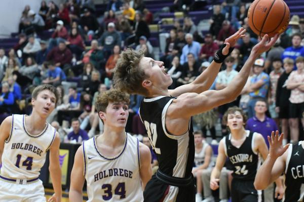 St. Paul Freshmen Turn Heads at Indians’ Wrestling Invite