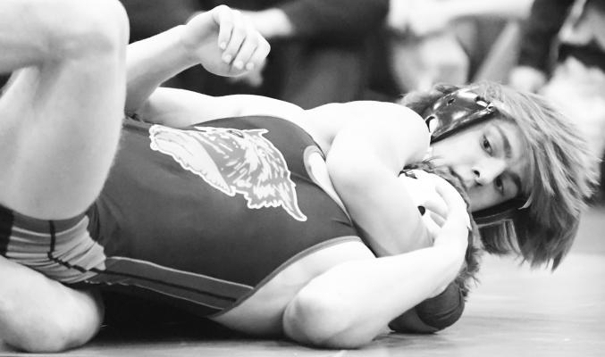 JAYDN THOMSEN pinned CJ Quandt of St. Paul late in the second period of last week’s opening round match at the Central Valley Invite. Thomsen placed fourth at the meet. Photos by Michael Happ