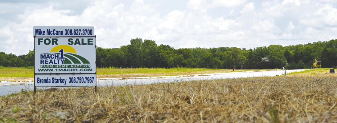 THE MIDDLE LOUP RIVER SUBDIVISION on the south side of St. Paul was recently opened to traffic. Economic development leaders hope that, with the completion of infrastructure in the area, new businesses will soon follow. Photos by Michael Happ