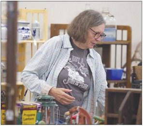 VISITORS from across the country passed through Howard County over the weekend as a part of the twentieth annual Junk Jaunt. Photo by Michael Happ