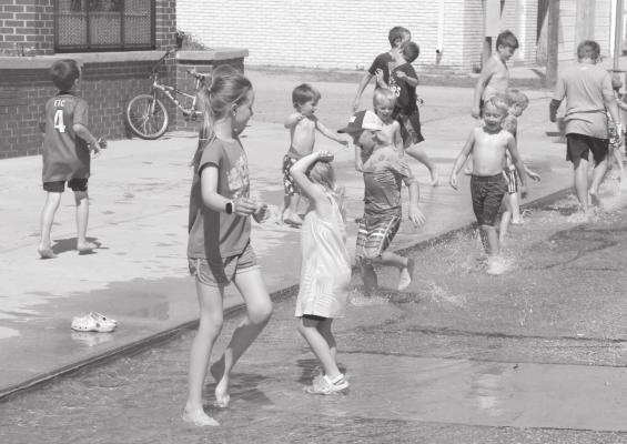 Fun in the Sun in Wolbach