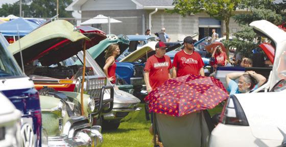 COACHMEN KEEP BUSY