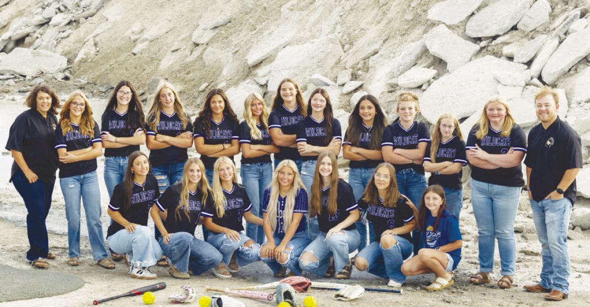 ST. PAUL SOFTBALL: Members of the St. Paul High School girls’ softball team include (back row): Head Coach Kali Volk, Kaia Douthit, HaiLeigh Holder, Bella Coxbill, Avery Lesher, Mikaela Vieth, Austyn Perrel, Brooklyn Heater, Jenesis Espino, Scotti Dietz, Kendyl Fowler, Braegan Jennings, and Coach Connor Klecan; (front row): Emmy Vech, Ava Petersen, Kyndel Sack, Alli Dugan, Annie Stepanek, Averie Patrick, and Gracie Vech. Photo courtesy of Rita’s Photography